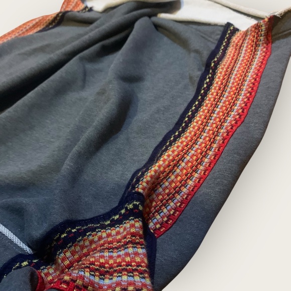 Natural Life - Colorful Knit Trim - Oversized Sweatshirt - Boho Sleeves - L/XL - Picture 11 of 12